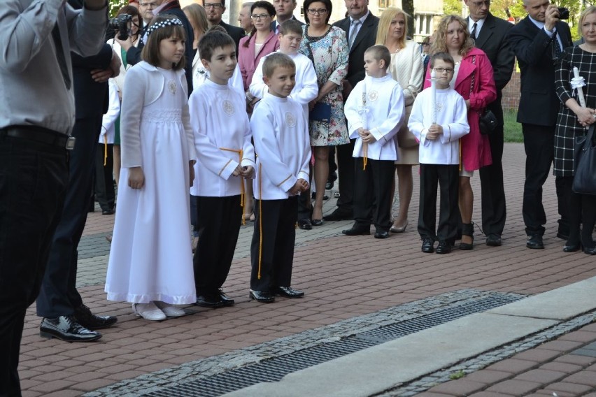 Młodzi rybniczanie przyjęli w bazylice pierwszą komunię...