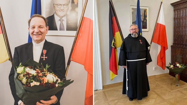 Ks. Jan Nowak (z lewej) i o. dr Piotr Cuber, otrzymali Krzyż Zasługi na Wstędze Orderu Zasługi Republiki Federalnej Niemiec.