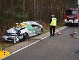 Tragiczny wypadek pod Skórczem 12.11.2019. Uderzyła w drzewo i zginęła na miejscu!