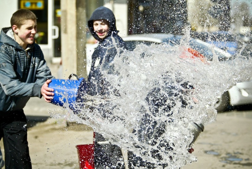 Lany poniedziałek jak Ice Bucket Challenge. Tak kiedyś...