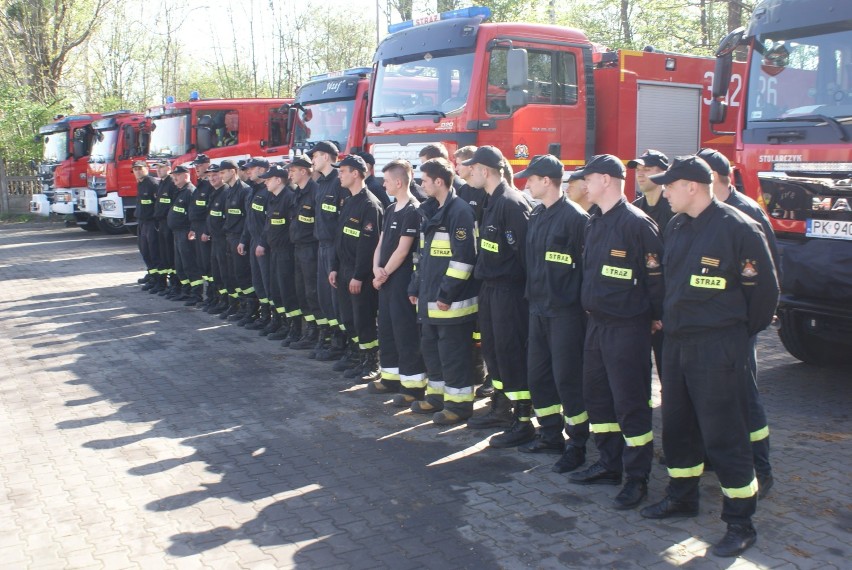 Kaliskie Linie Autobusowe szkolą strażaków z budowy autobusów hybrydowych [FOTO]