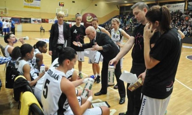 Niektóre młode koszykarki zespołu Katarzynki UMK Toruń miały już okazję do gry na parkietach Tauron Basket Ligi Kobiet.