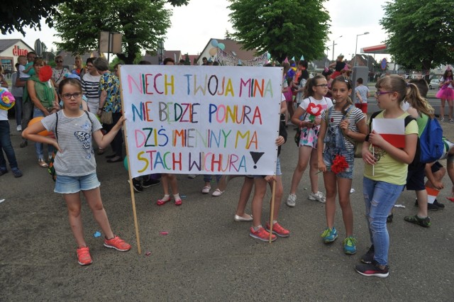 Imieniny ul. Stacha Wichury hucznie obchodzono w Książu Wlkp. Był przemarsz, prezent oraz koncert Mezo