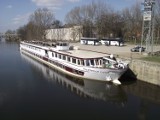 Pasażerski statek w Głogowie