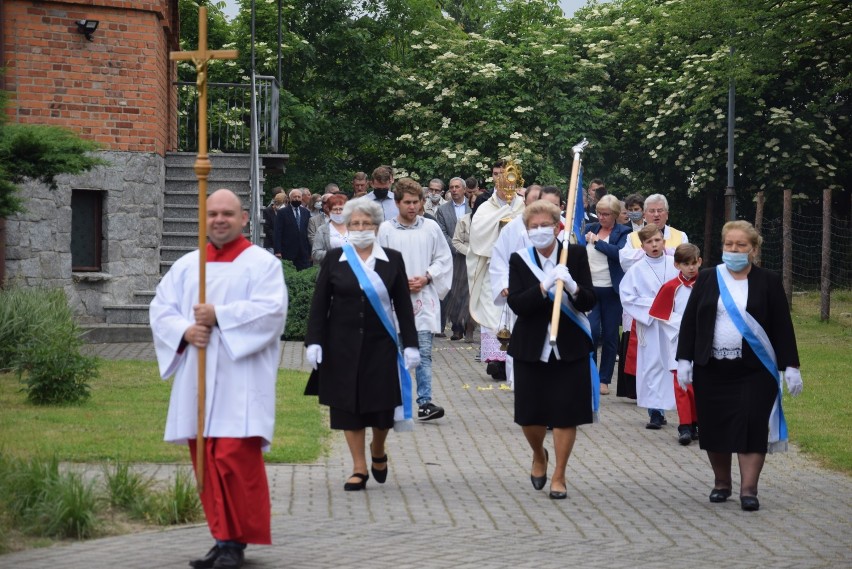 Uroczystość Bożego Ciała w parafii pw. Świętego Floriana w Pleszewie