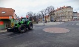 Burmistrzowie z apelem do ministra rolnictwa. Ciągniki będą mogły korzystać z obwodnicy Rawicza i pojadą DK 36 zamiast przez centrum?