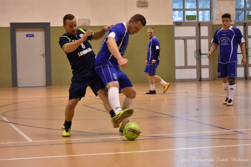 1. kolejka "Ligi Mistrzów" i "Pucharu Uefa" Żarskiej Ligi Futsalu [ZDJĘCIA]