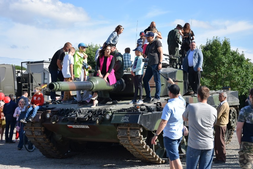 Dni Kraśnika 2019. Za nami Piknik Militarny. Główną atrakcją był czołg Leopard (ZDJĘCIA)