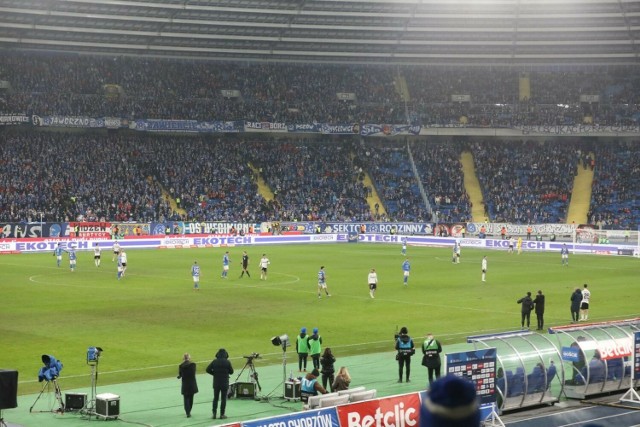 Mecz Ruchu Chorzów z Legią Warszawa na Stadionie Śląskim oglądało 37.223 osoby. Na derbach z Górnikiem Zabrze można spodziewać się jeszcze większej frekwencji.