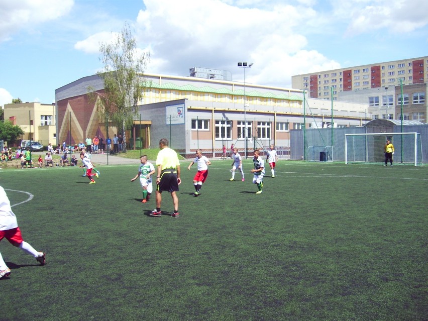 ZS 2 zaprasza na Turniej Piłki Nożnej dla dzieci rocznik 2004-2006 pod hasłem KONIEC WAKACJI 2016  