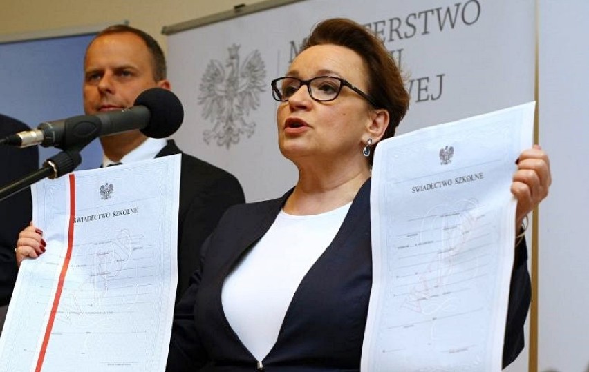 W niedzielę spotkanie z minister Zalewską w Strzegomiu. Wybierają się na nie nauczyciele...