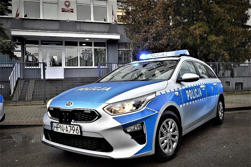 Tczew. Policja ostrzega przed oszustami działającymi metodą "na wnuczka" oraz "na policjanta"