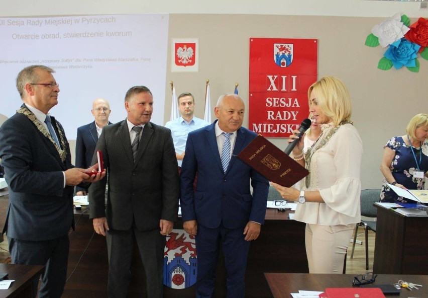 Wręczyli tytuły "Honorowego sołtysa" podczas XII Sesji Rady Miejskiej w Pyrzycach