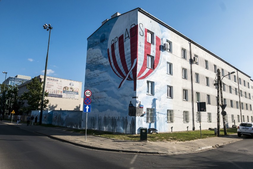 Nowy mural we Włochach. W ten sposób uczczono pamięć Franciszka Hynka