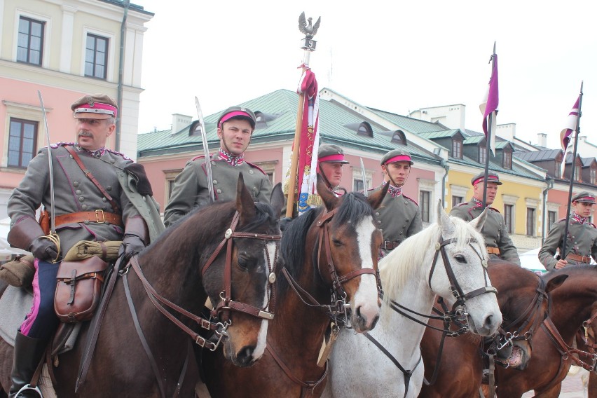 Pokazy jeździeckie w Zamościu. Obchody rocznicy uchwalenia Konstytucji 3 Maja