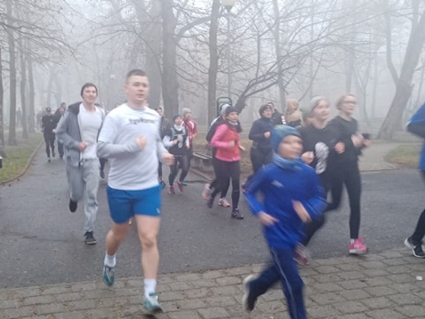 #goMarcel: Tłumy biegaczy amatorów w Parku Miejskim w Krotoszynie [ZDJĘCIA I]
