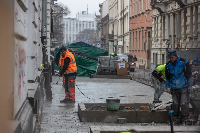 Kraków. Przebudowa ulicy Krupniczej - niby blisko końca, a postępów nie widać