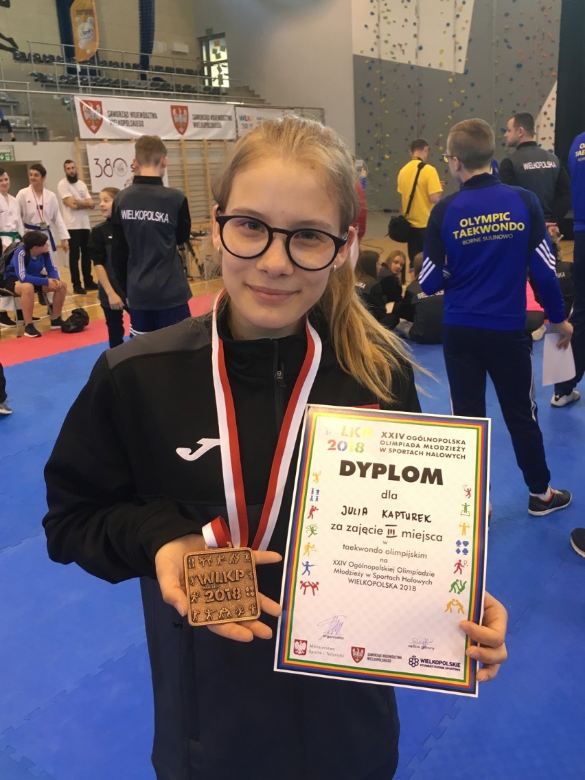 Julia Kapturek UKS taekwondo Feniks Śrem