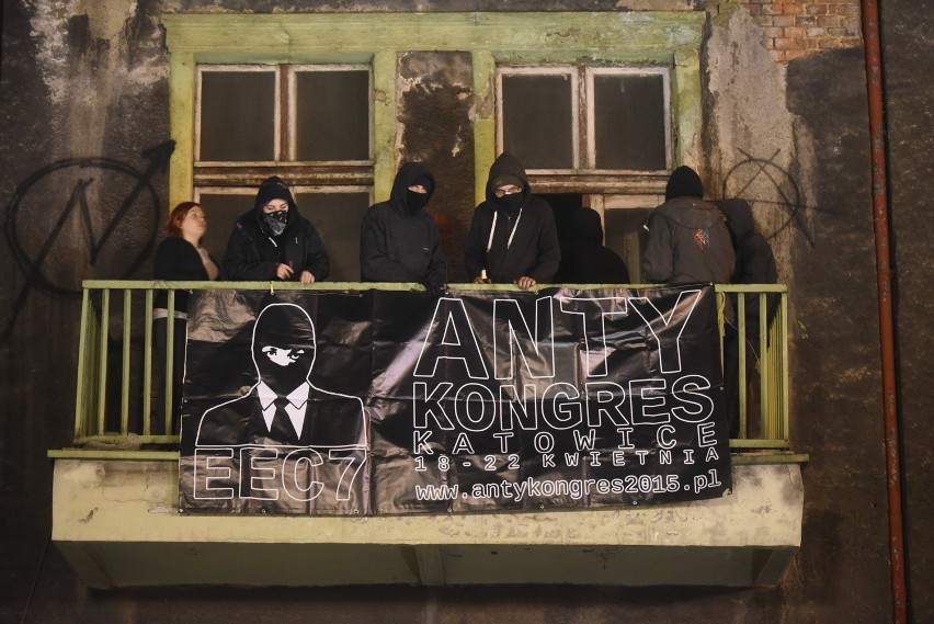 Anarchiści zajęli kamienicę przy ul. Mariackiej. To protest...