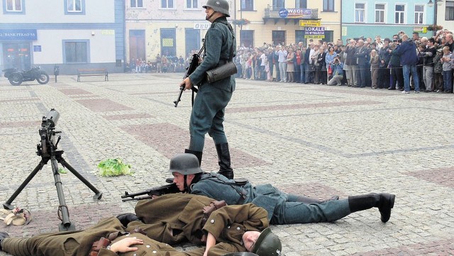 Po raz pierwszy inscenizację potyczki ulicznej przygotowano w ubiegłym roku