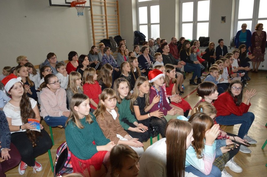 Szkolny konkurs kolęd i pastorałek w ZSSO Skierniewice [ZDJĘCIA]