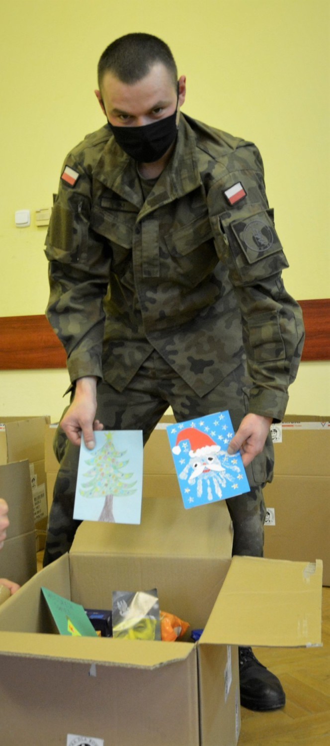 Chełm. X Bożonarodzeniowa Paczka dla Bohatera w chełmskim garnizonie - zobacz zdjęcia