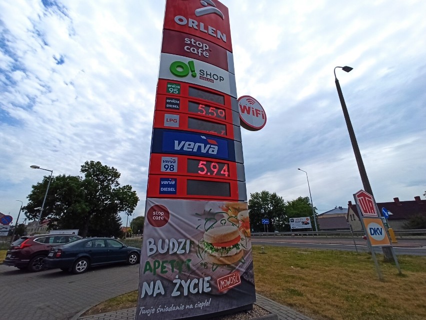 Ceny paliw w Rawiczu. Ile trzeba zapłacić za litr benzyny lub oleju napędowego na rawickich stacjach? Sporo! [CZERWIEC 2021]