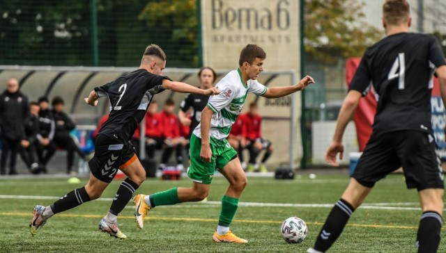 Lechia Gdańsk przegrała 1:2 z Górnikiem Zabrze w zaległym meczu Centralnej Ligi Juniorów U-18.