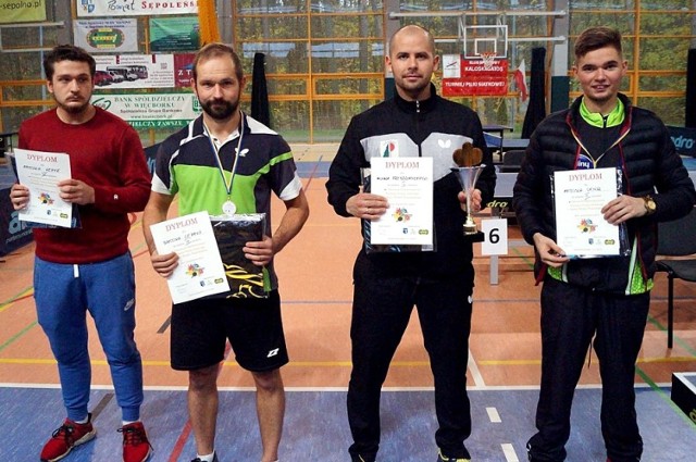 Najlepsi tenisiści w klasyfikacji Open. Od lewej: Mateusz Repke, Bartosz Lepak, Michał Krzyżanowski i Mateusz Ufnal.
