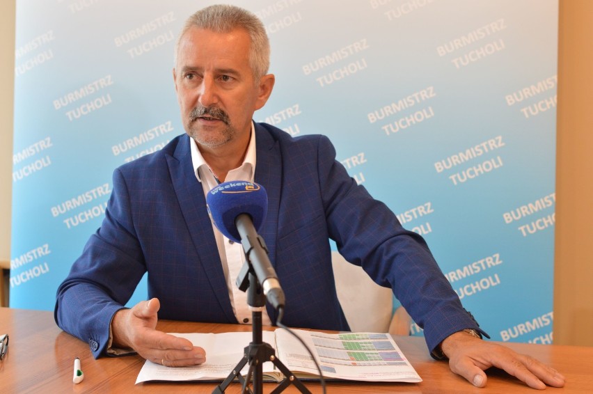 Burmistrz Tucholi na koniec 2019 roku posiadał  200 504 zł...
