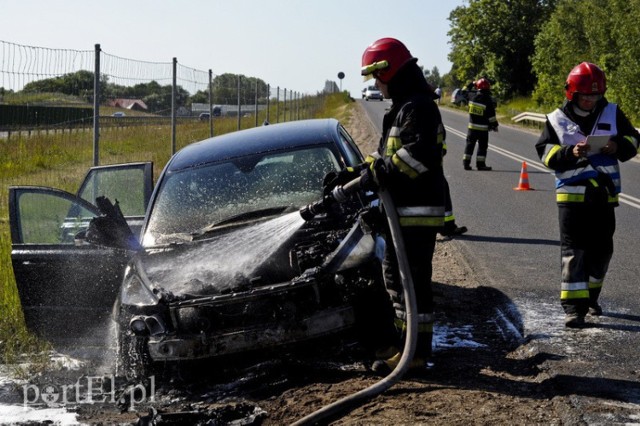 Pożar samochodu miejscowości Nowina