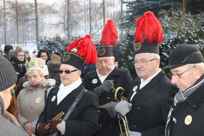 Orszak Trzech Króli w Czeladzi udał się z parafii św....