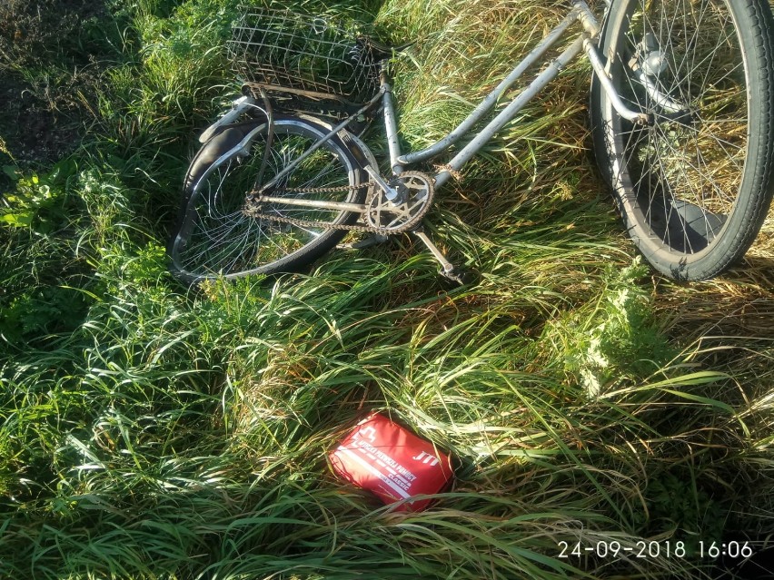 Wypadek w Szadkowicach. Potrącenie rowerzysty [zdjęcia]
