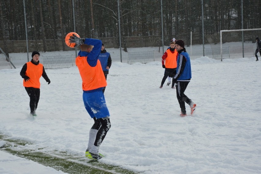 W sparingu Pogoń Lębork zremisowała z GKS Sierakowice