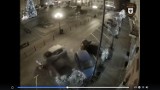 Pirat drogowy w centrum Chojnic staranował trzy auta [wideo]