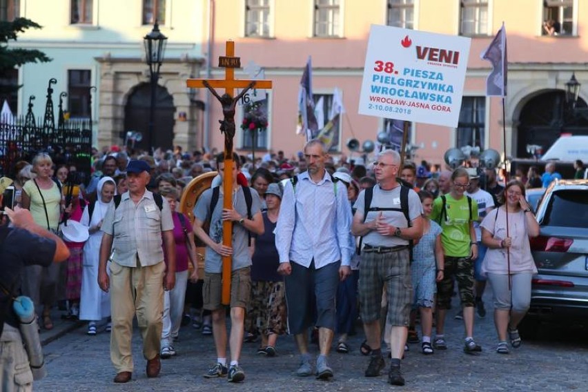 Wyruszyła XXXVIII Piesza Pielgrzymka Wrocławska. Do pokonania 230 kilometrów