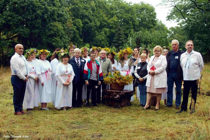 Deszcz ich nie pokonał, czyli Narodowe Czytanie "Balladyny" w Książnicy Stargardzkiej