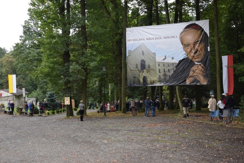 W Prudniku–Lesie dziękowano za beatyfikację kardynała Stefana Wyszyńskiego