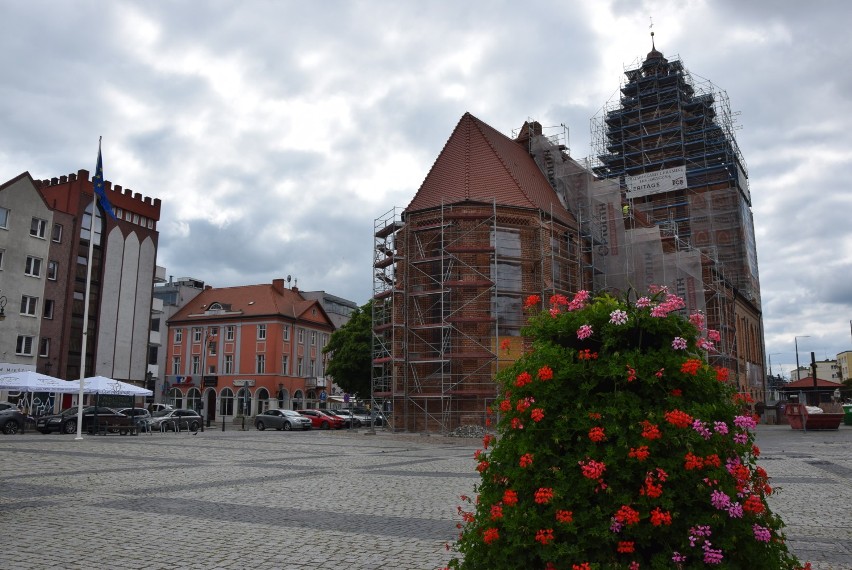 Bierzemy pod lupę kompozycje kwiatowe w centrum Gorzowa