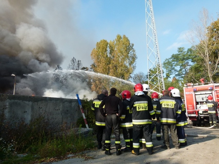 Pożar składowiska odpadów w Zelowie