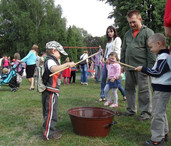 Tychy: Słodkie oczekiwanie na koncert zespołu Enej [FOTO, WIDEO]