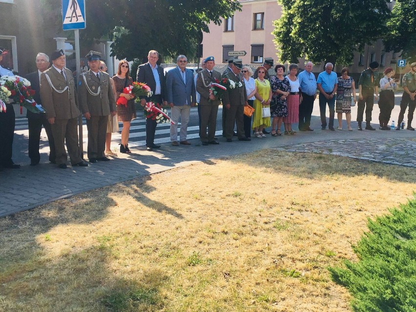 Pleszew. Jubileusz 40-lecia Związku Żołnierzy Wojska Polskiego z medalami i odznaczeniami 