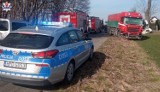Wypadek w Woli Osowińskiej. Ciężarówka zderzyła się z busem, dwie osoby w szpitalu