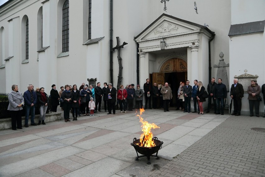Wigilia Paschalna w kościele oo. Bernardynów w Piotrkowie
