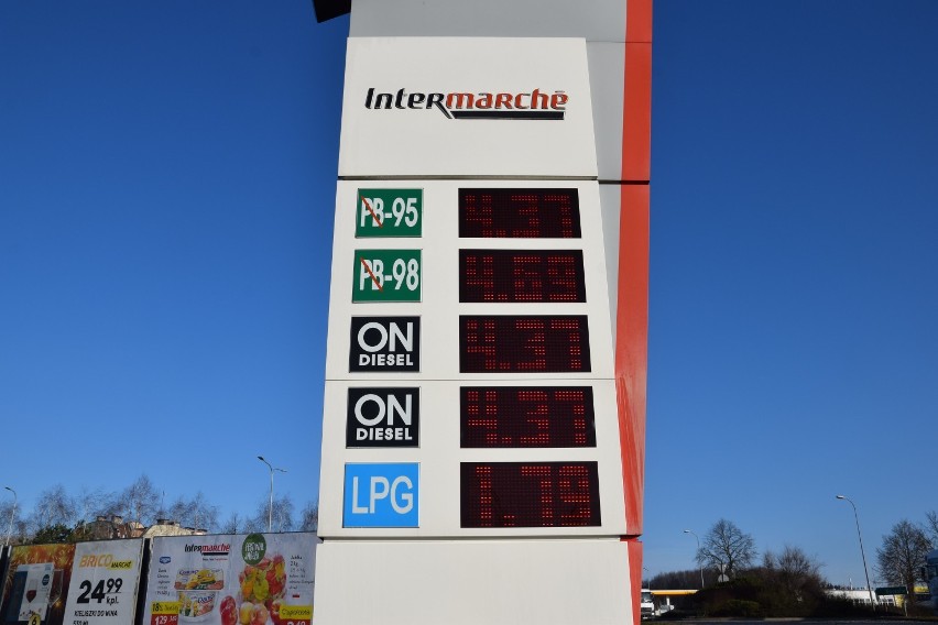 Ceny paliw w Szczecinku w czasie epidemii. Cenowy szok [zdjęcia]