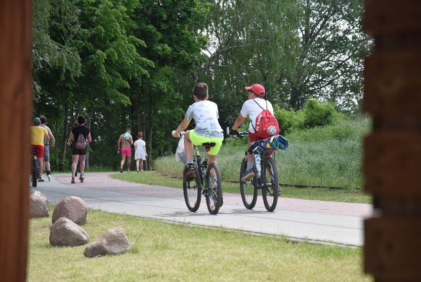 Ścieżka pieszo-rowerowa z Przybrodzina do Powidza oficjalnie otwarta! [GALERIA]