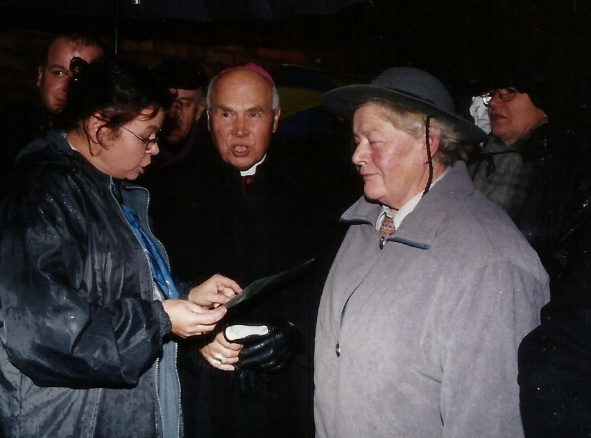 Profesor hm. Maria Hrabowska. Medyk z lilijką w życiorysie