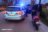 Pijany motorowerzysta bez kasku, z trzema promilami uciekał przed policją