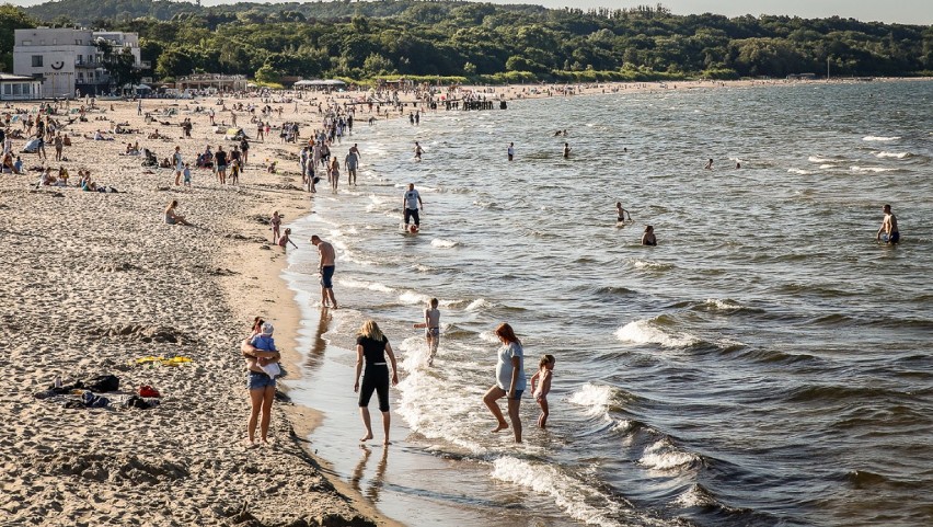 Zniesiono prewencyjny zakaz kąpieli w Sopocie - 3.06