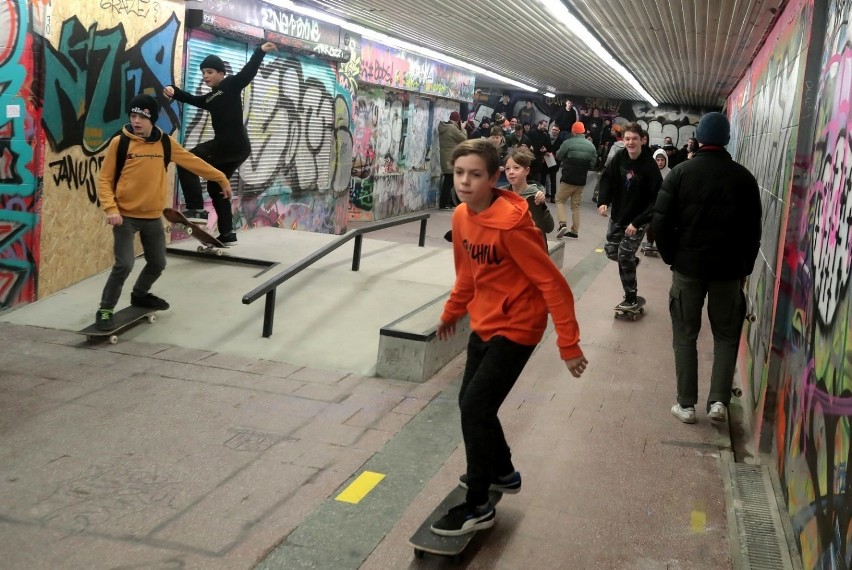 Oficjalne otwarcie skateparku w podziemnym przejściu w Szczecinie